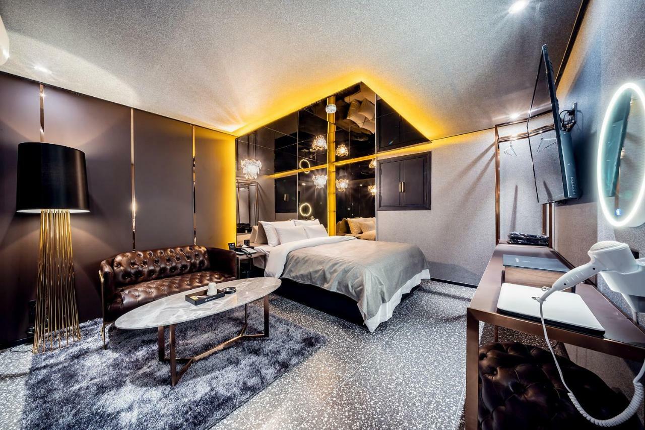 Hotel The Gray