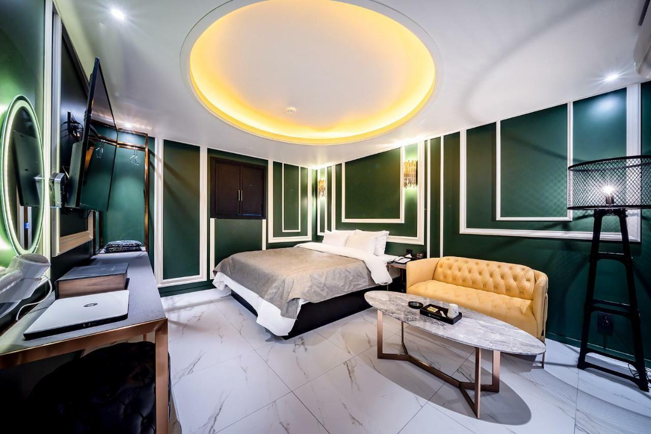 The Gray Hotel Seoul