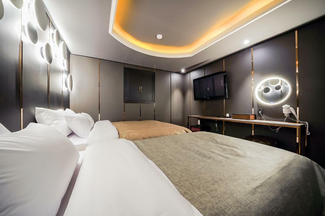 The Gray Hotel Seoul